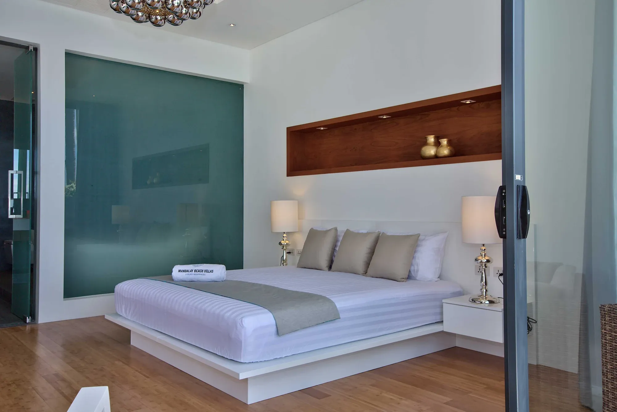 Mandalay Beach Villas — Material & light